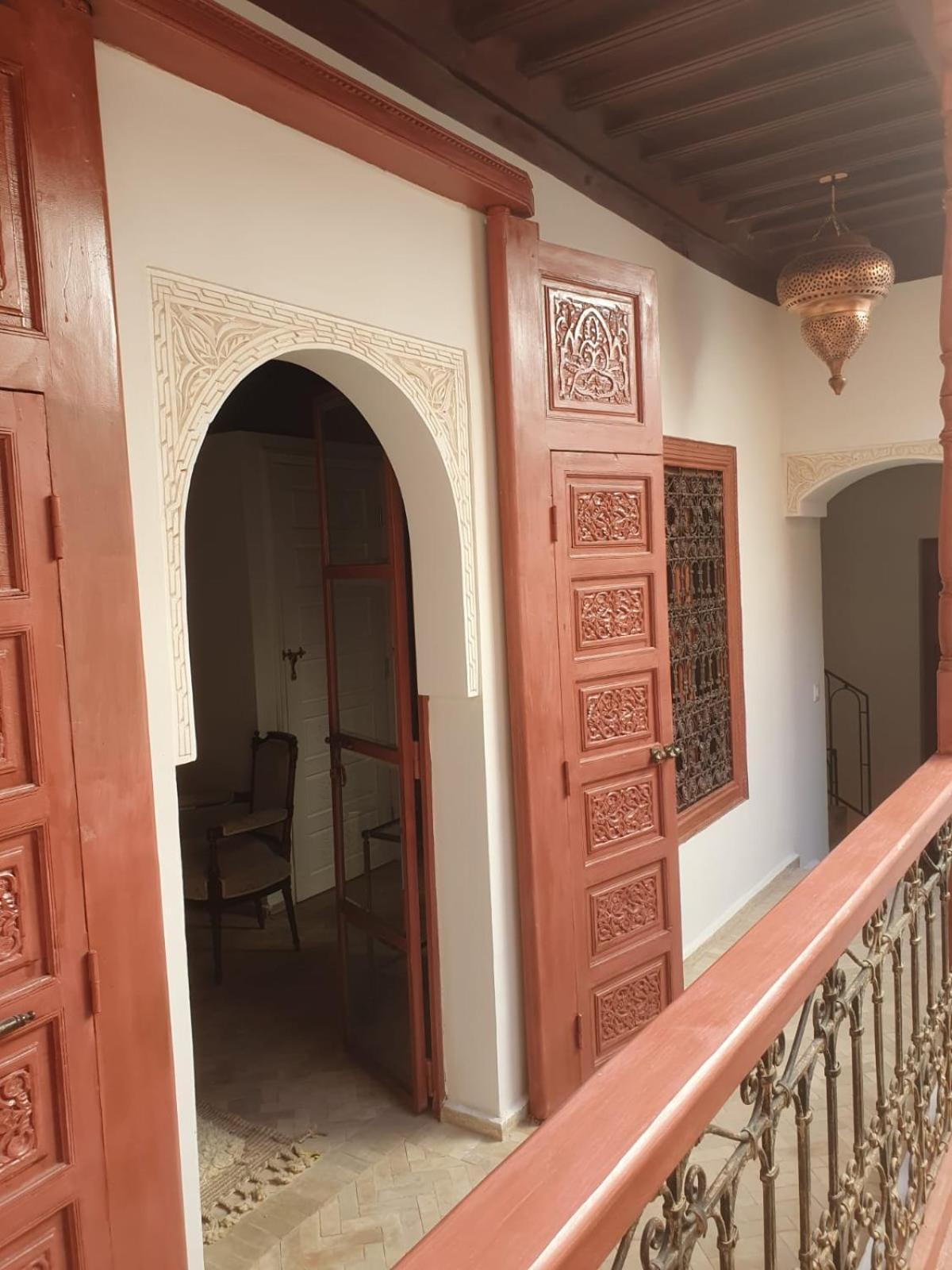 Le Singe Rose Bed & Breakfast Marakeş Dış mekan fotoğraf