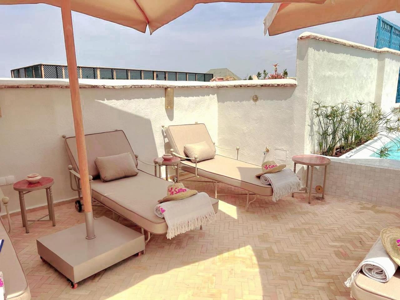 Le Singe Rose Bed & Breakfast Marakeş Dış mekan fotoğraf