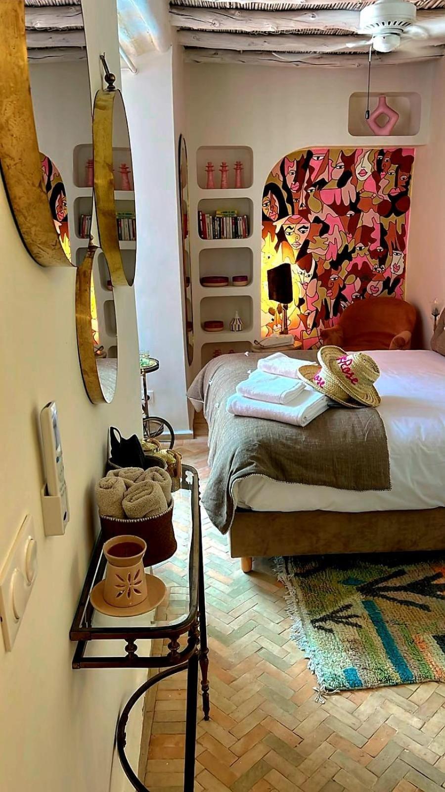 Le Singe Rose Bed & Breakfast Marakeş Dış mekan fotoğraf