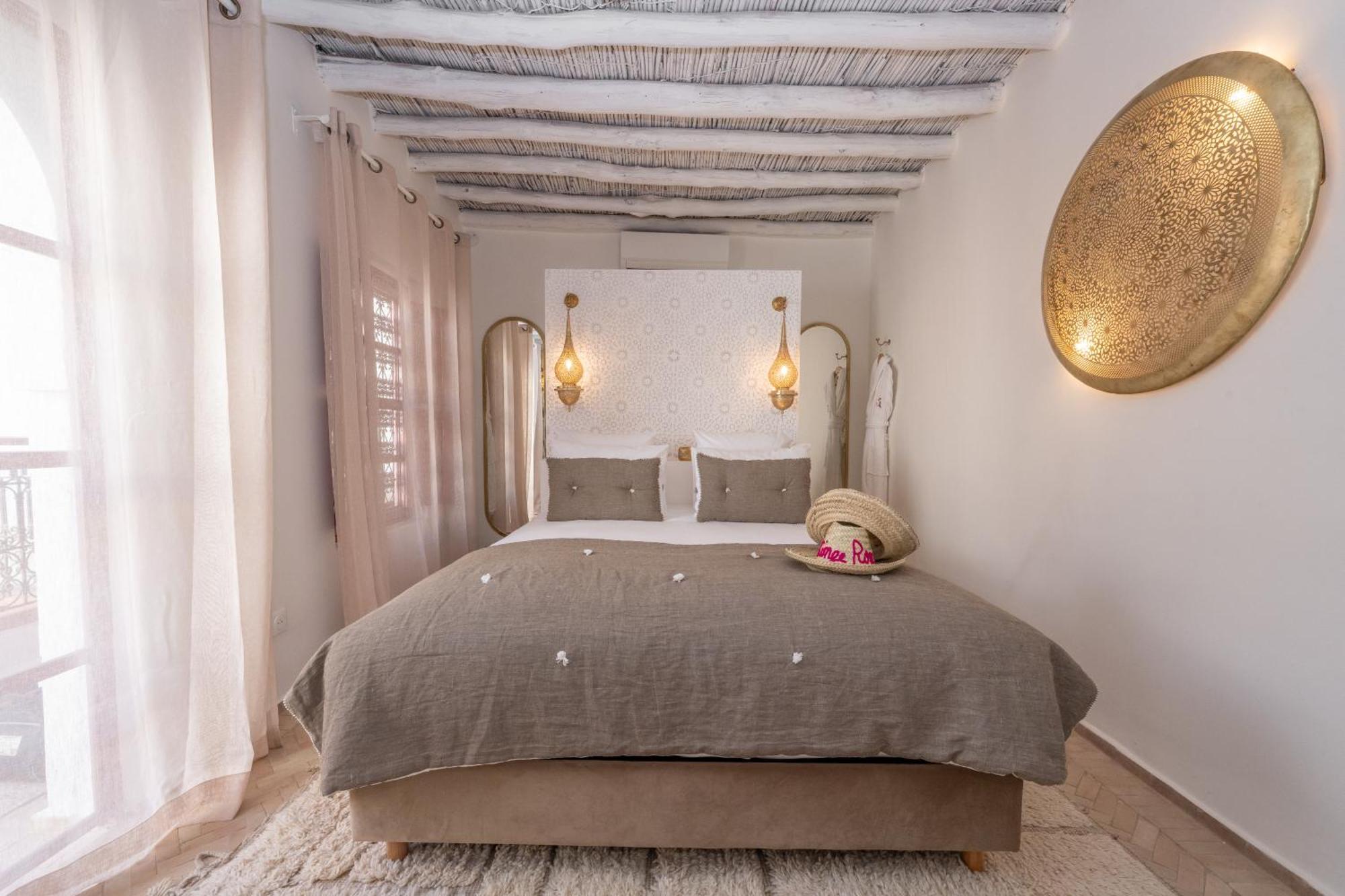 Le Singe Rose Bed & Breakfast Marakeş Dış mekan fotoğraf